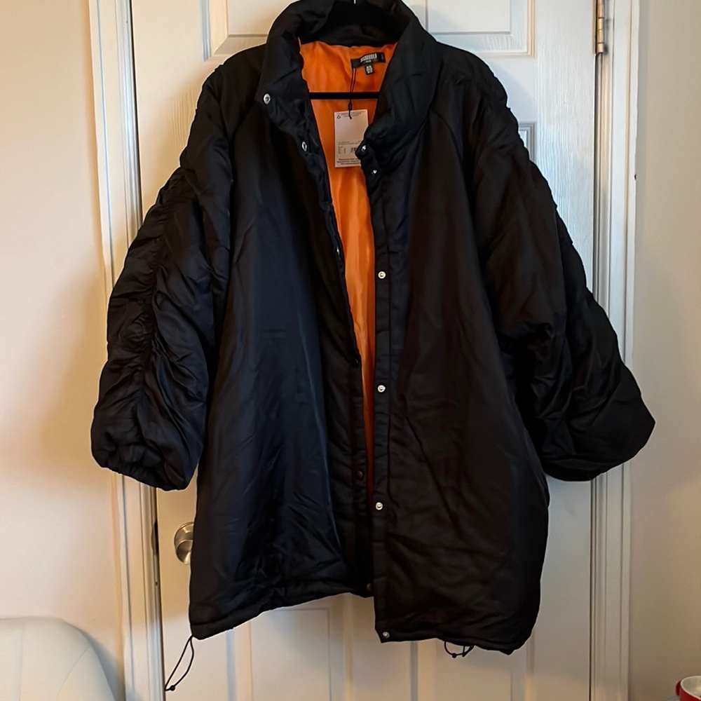 NEW WITH TAGS Black Puffy Coach Jacket with Ruched Sleeves